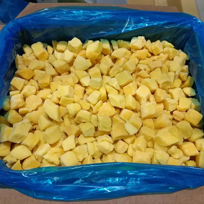 IQF Mango Chunks