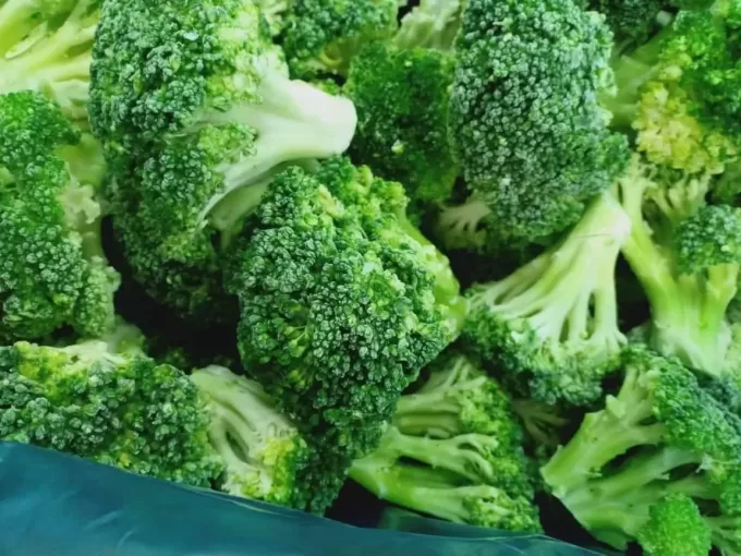 FROZEN BROCCOLI